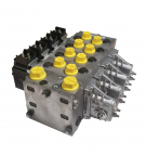 Danfoss PVG32 hydraulic distributor, 4-section electrically controlled