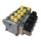 Danfoss PVG32 hydraulic distributor, 4-section electrically controlled