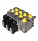 Danfoss PVG32 hydraulic distributor, electrically controlled 24V, 3 sections limited by valves.