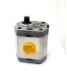 SNP2 C17L MLOB HYDRAULIC GEAR PUMP