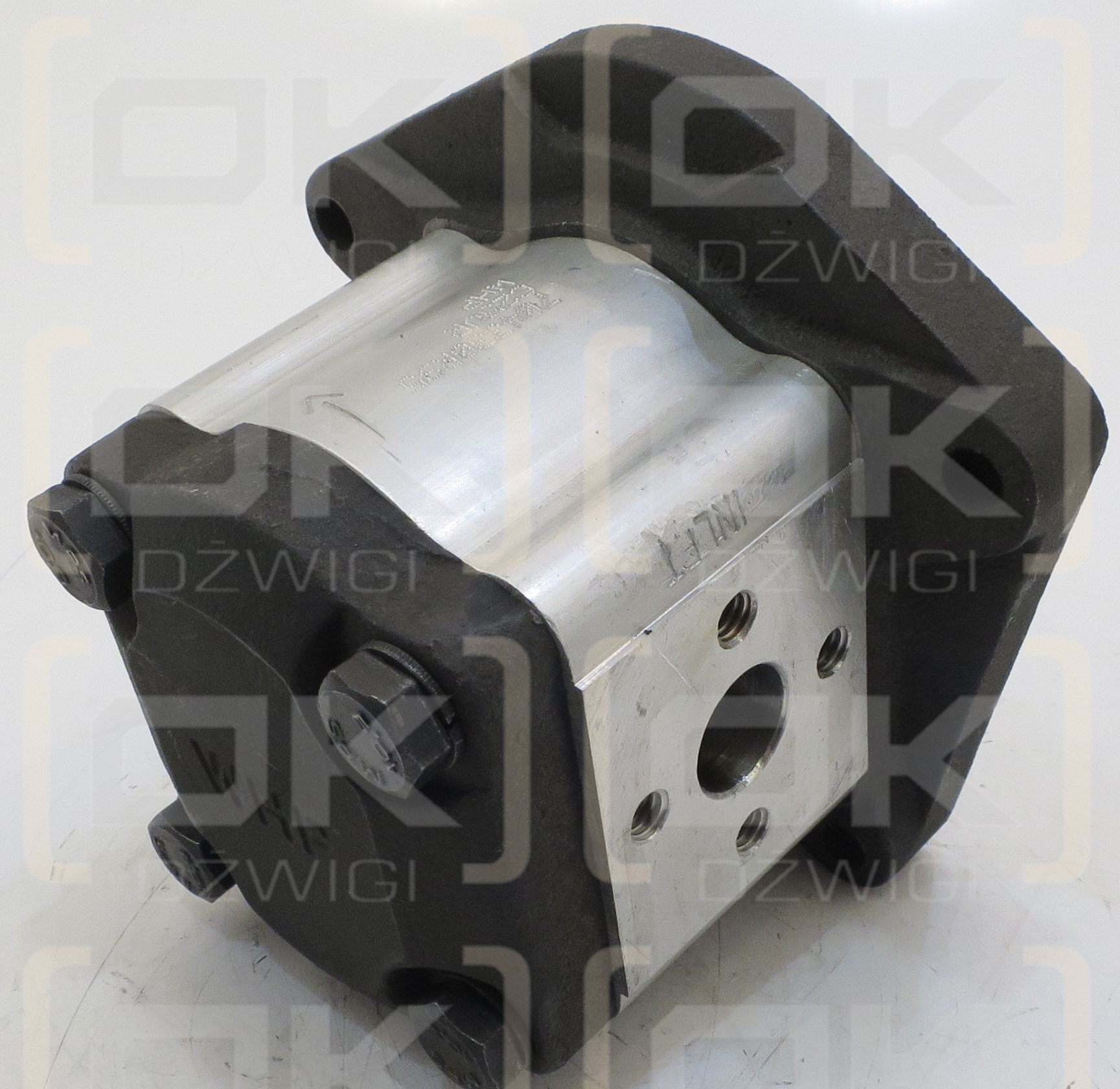 NON GENUINE 704330R95 / C25VR