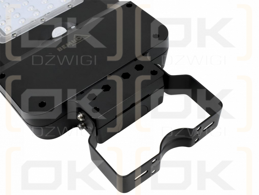 Lámpara solar. Farola LED SOLGER 20W 3000LM COLOR DE LUZ VARIABLE 3000K, 4000K, 6000K IP65 con sensor de movimiento