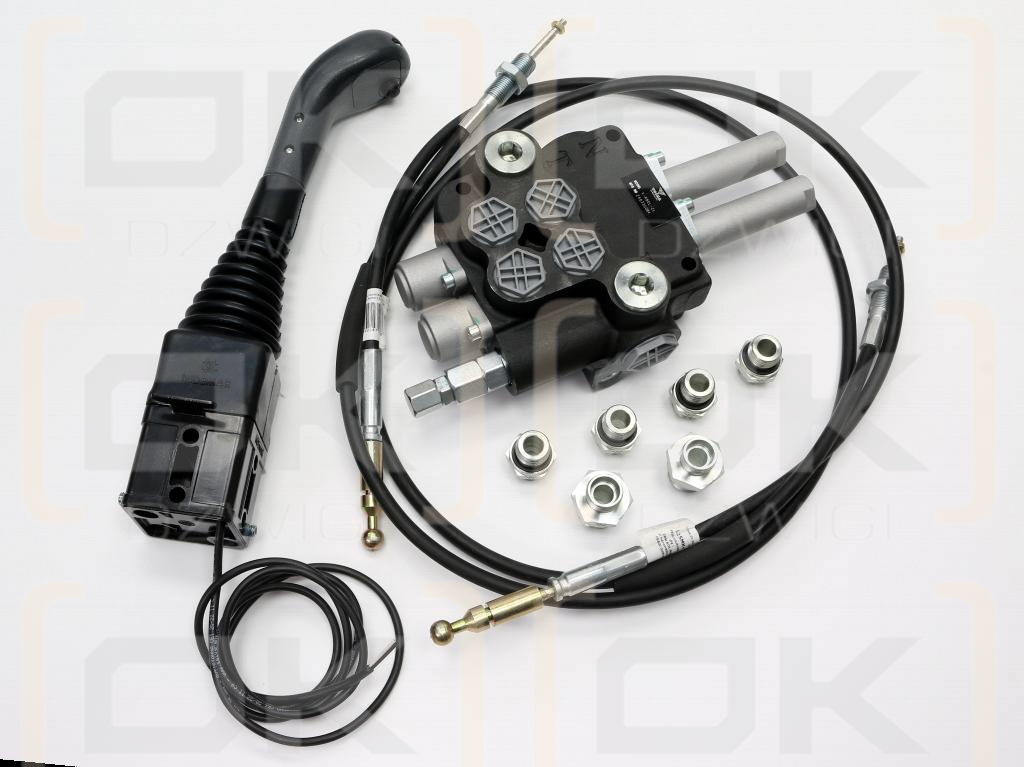 Zestaw do Ładowacz TUR -Rozdzielacz 80L 2-sekcyjny + Joystick z przyciskiem + Elementy złączne + Linki na kulkę 1500mm VOIMA