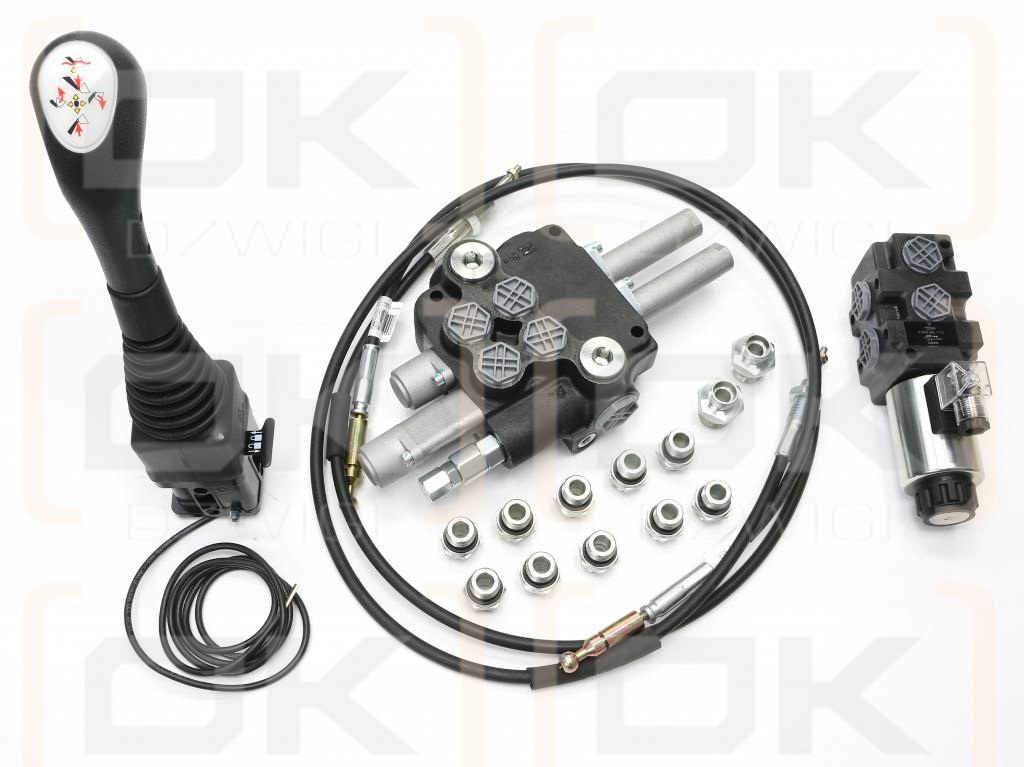 Zestaw (1 sekcja pływająca) do Ładowacz TUR -Rozdzielacz 80L 2-sekcyjny + Elektrozawór + Joystick z przyciskiem + Elementy złączne + Linki na kulkę 1500mm VOIMA
