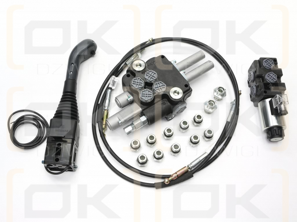 Zestaw (1 sekcja pływająca) do Ładowacz TUR -Rozdzielacz 80L 2-sekcyjny + Elektrozawór + Joystick z przyciskiem + Elementy złączne + Linki na kulkę 1500mm VOIMA
