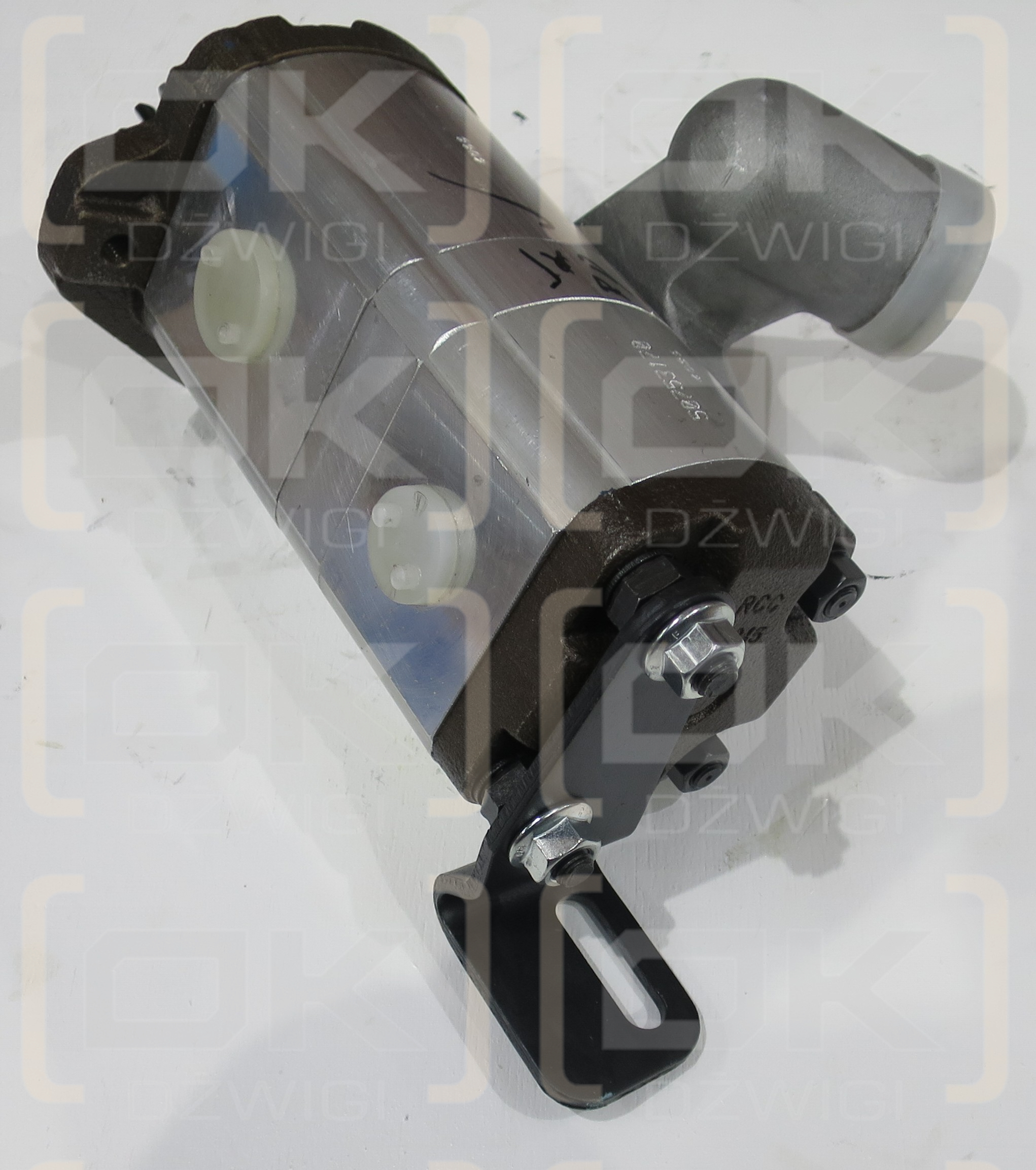 1PL0661PL039 A JOHN DEERE RE223233