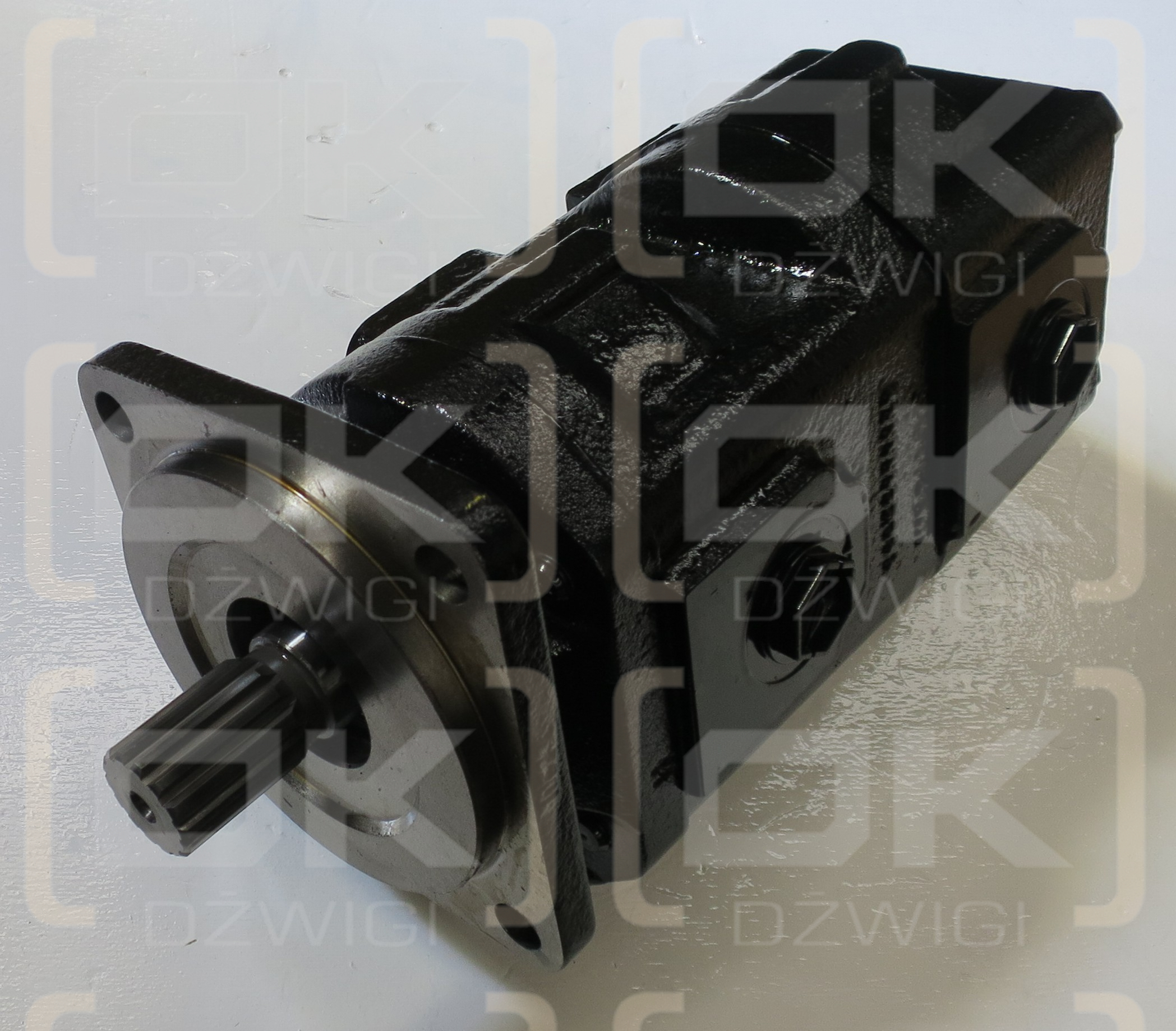 Гидравлический шестеренчатый насос двухсекционный David Brown Hydreco 134404 X1A50335033/134404/4C 192214