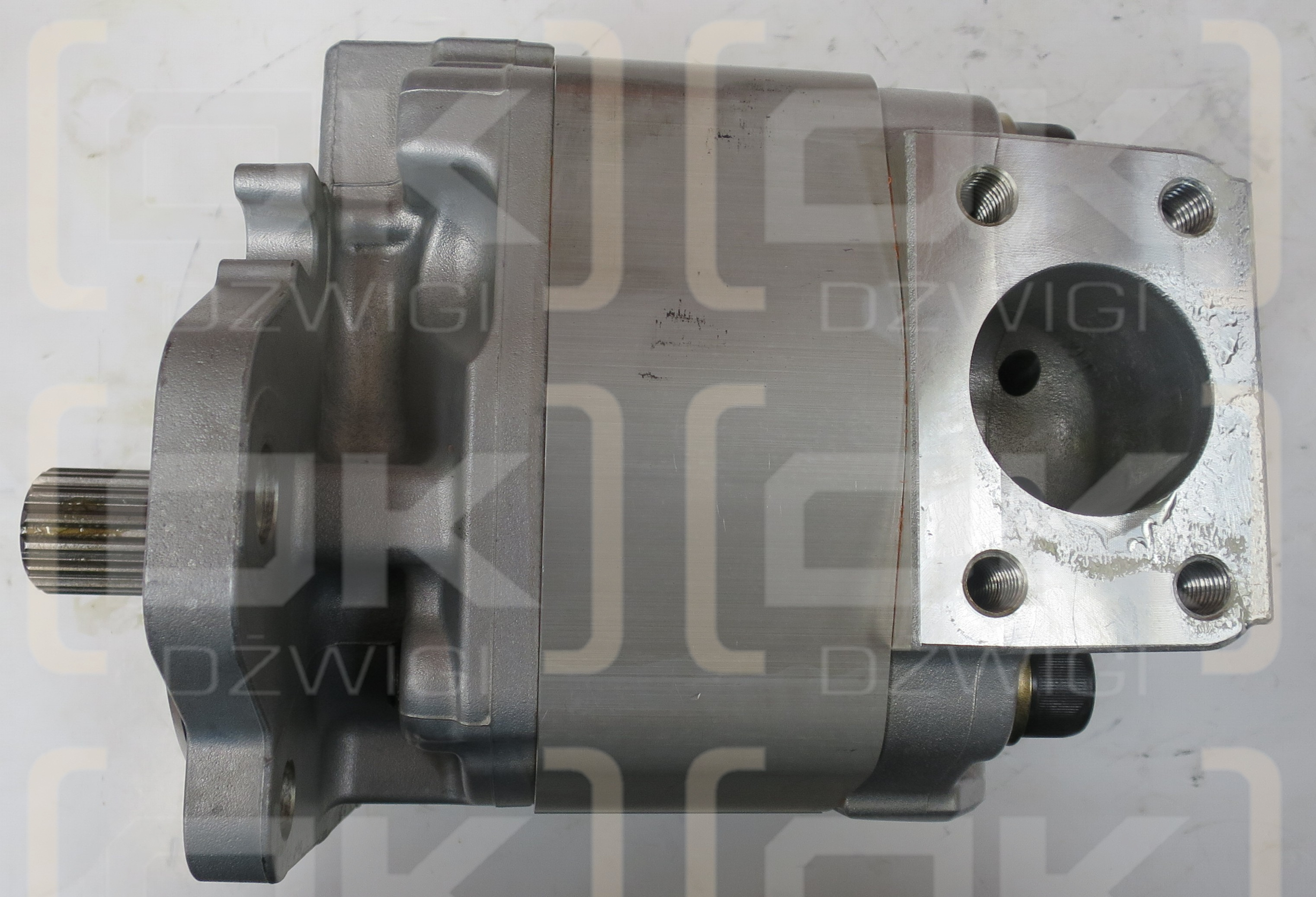 KOMATSU-PUMPE 705-22-40110 /