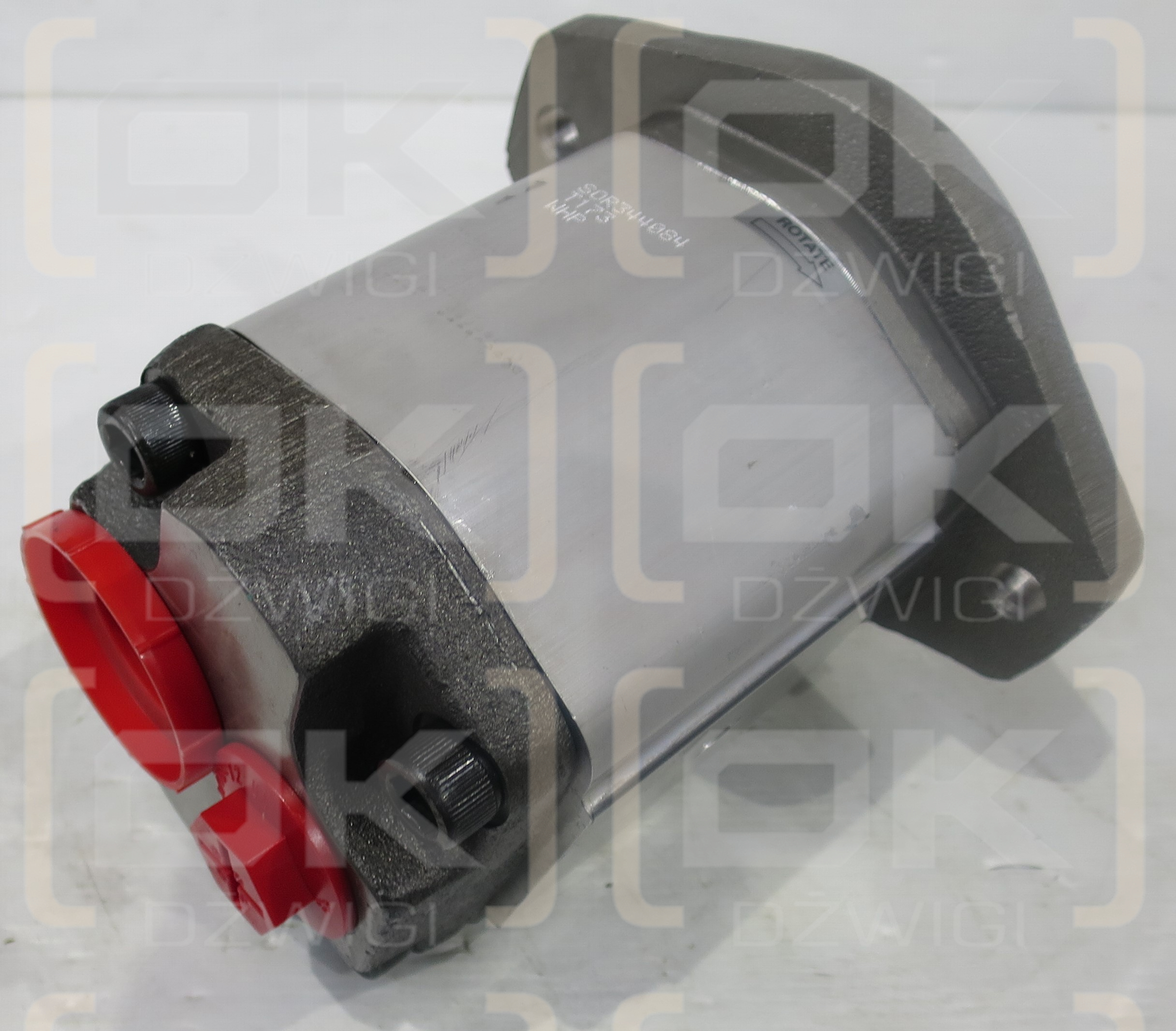 SPEZIELLE ANBAUFORM NUR FÜR ACC:M102