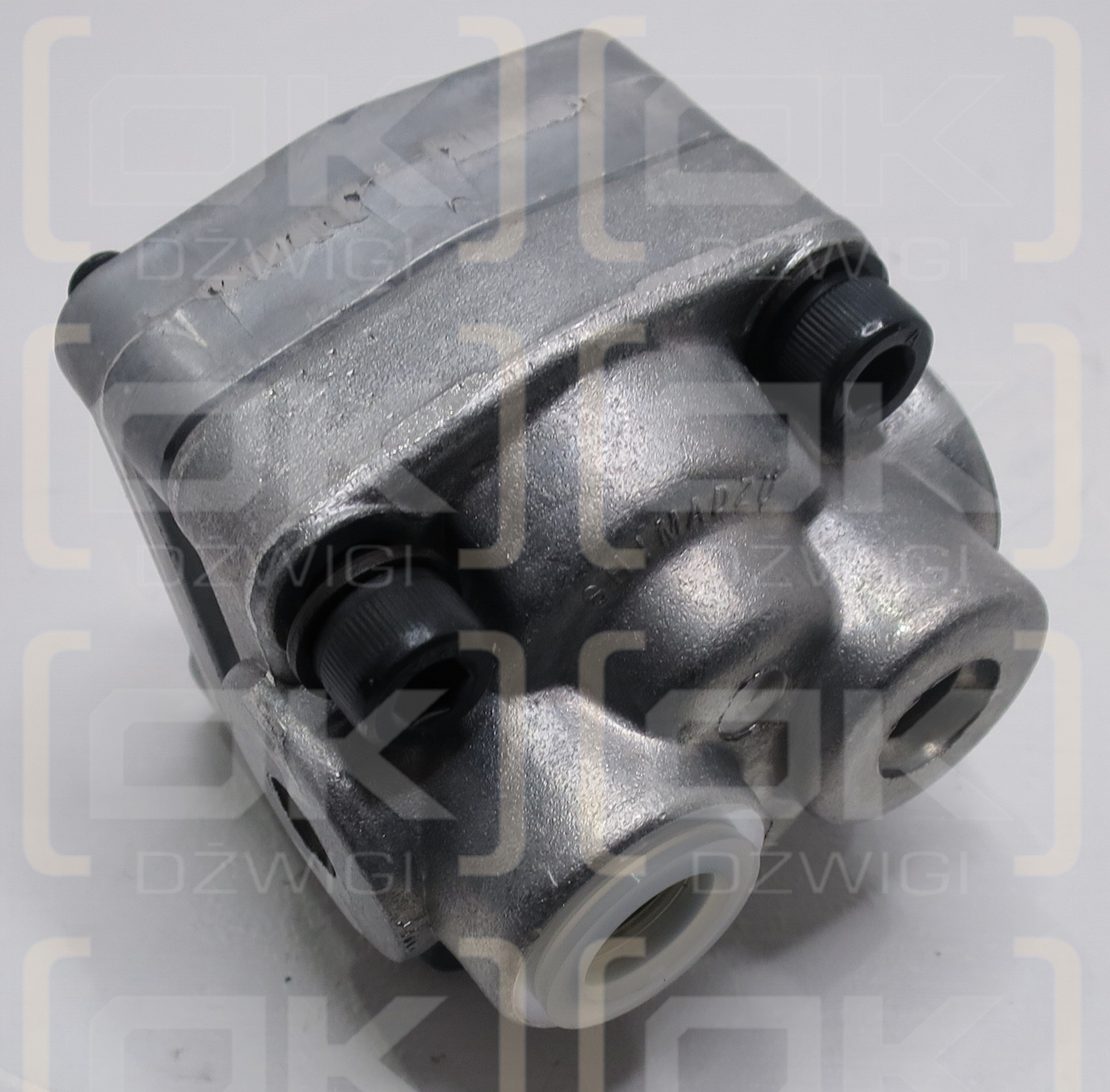 SHIMADZU N.° YP10-4.1B9D3-L671