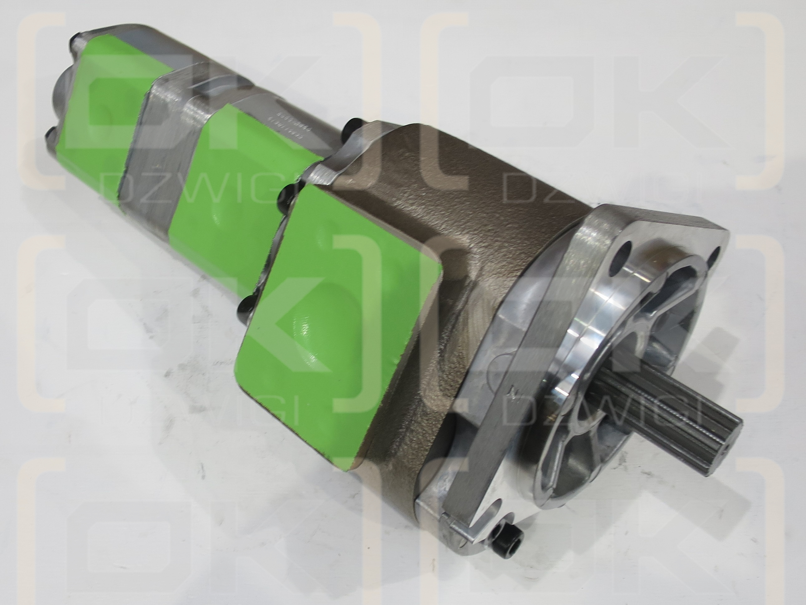 SHIMADZU TRIPLE FT3-562011A9S9-R680