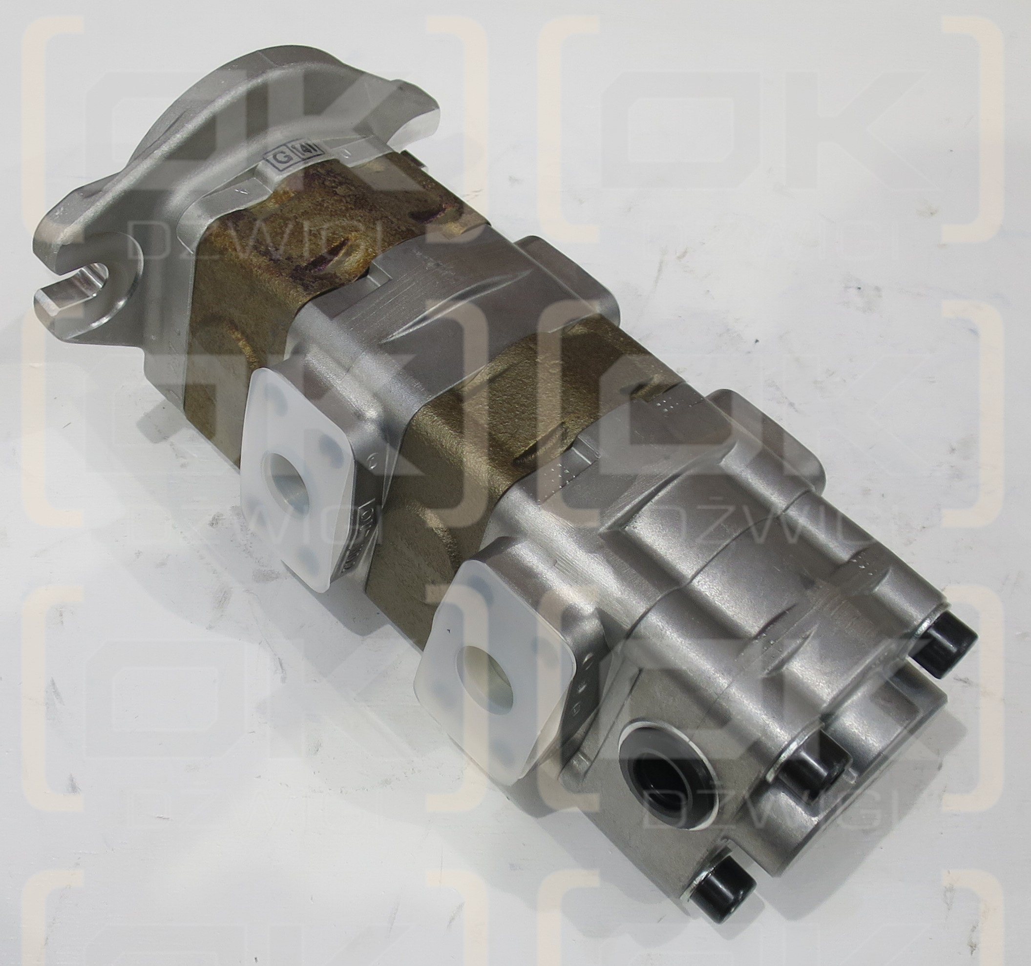 ETK2B2371818.5R810 TRIPLE