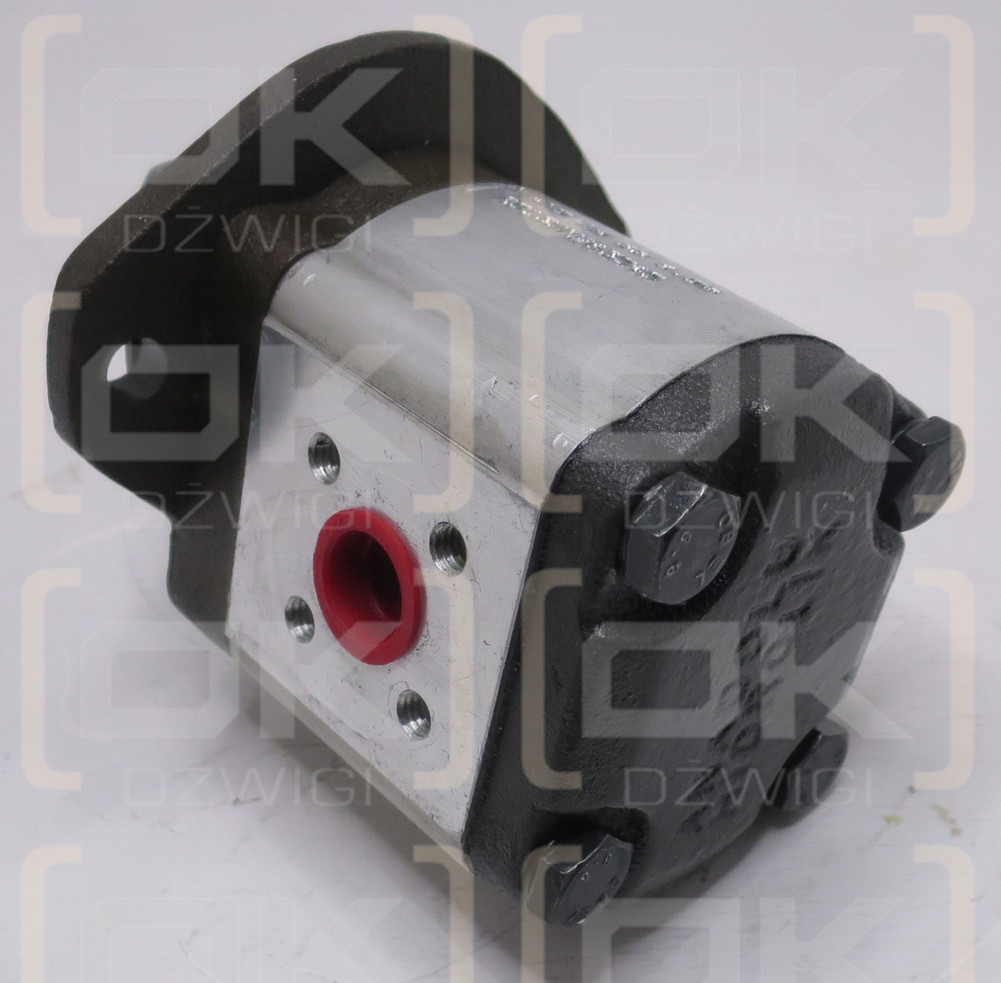 VOLVO BM-PUMPE 1PL052A 6037X ***