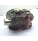 DUAL ACCUMULATOR CHARGE VALVE FOR