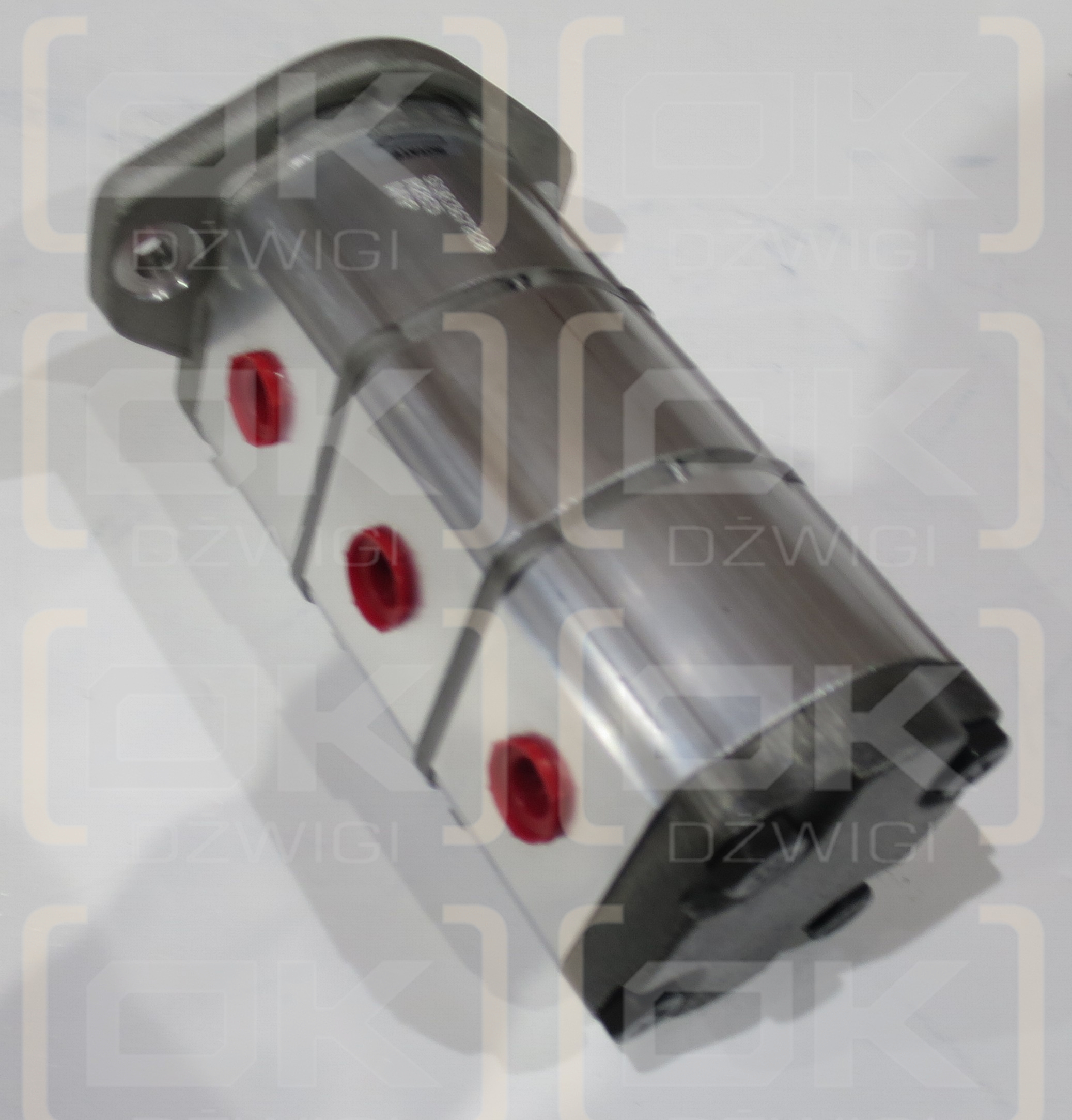 REPLACEMENT FOR CASE 6010233M91