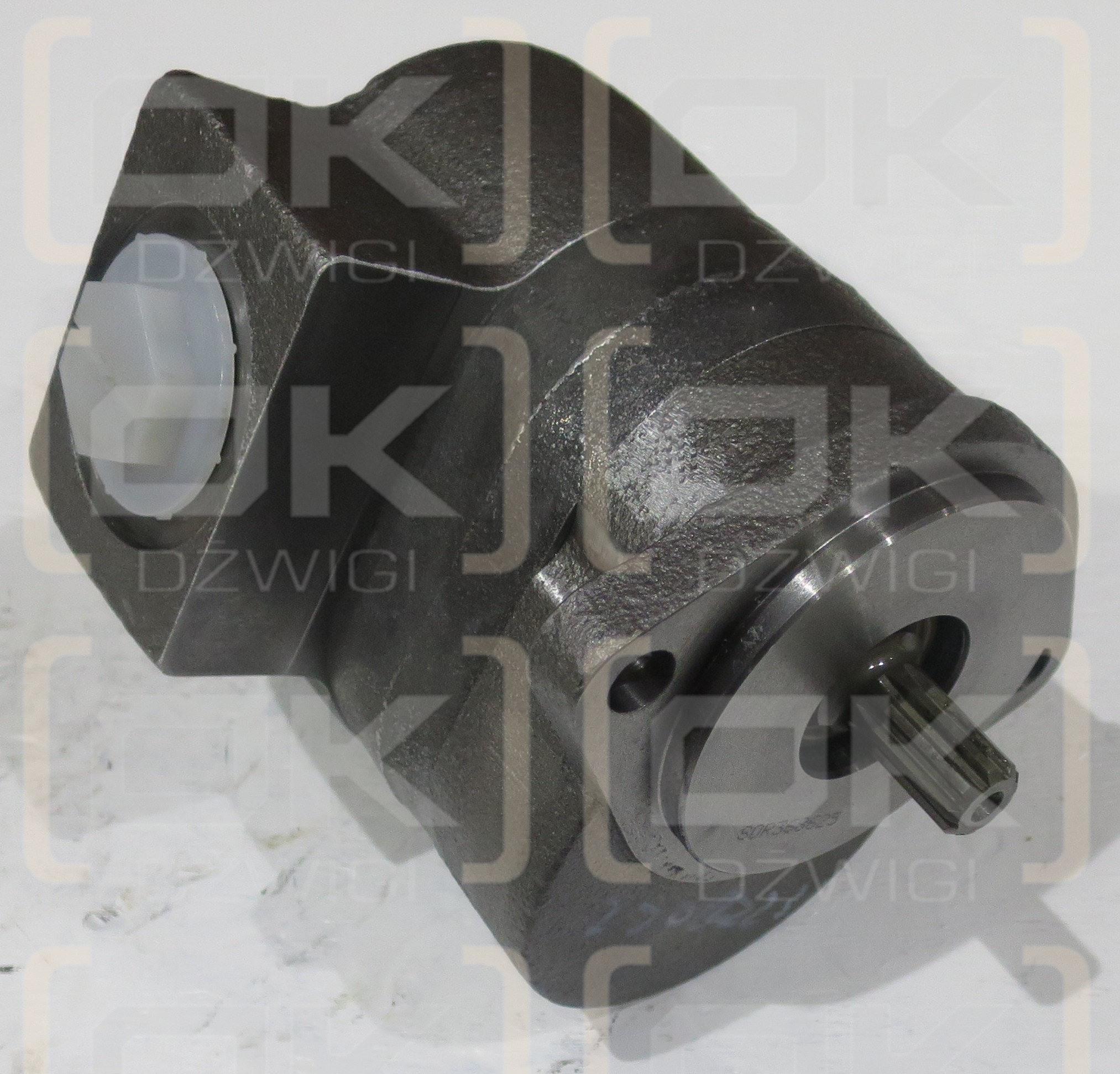 38.0CC/REV SENCILLO SAE 9 DIENTES, SAE