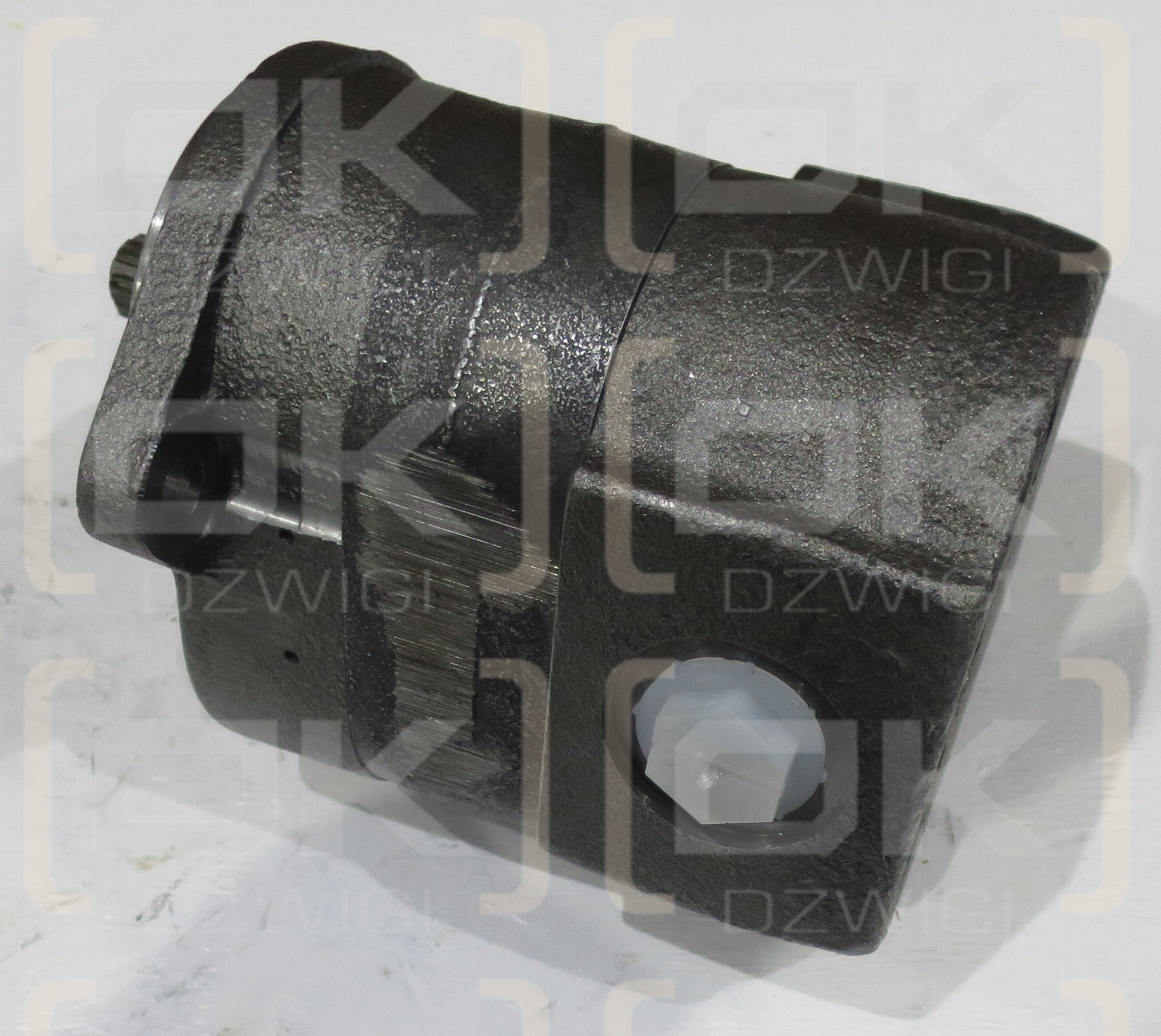 38.0CC/REV SENCILLO SAE 9 DIENTES, SAE