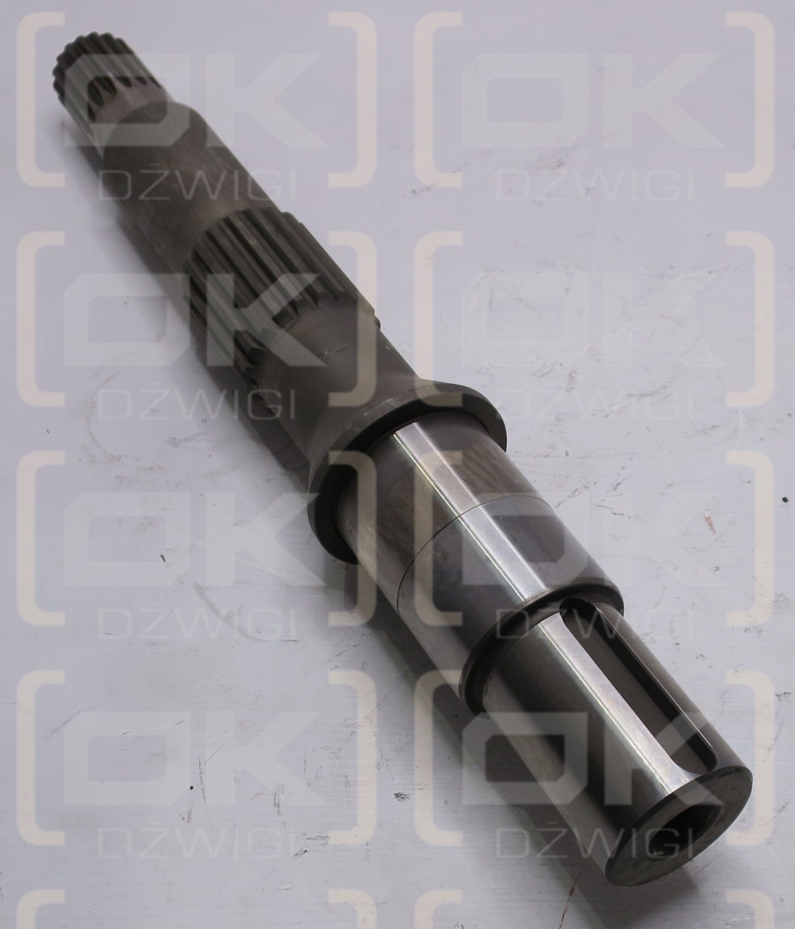 MA10V100 SAE C 1,1/2 PAR DURCHWELLE