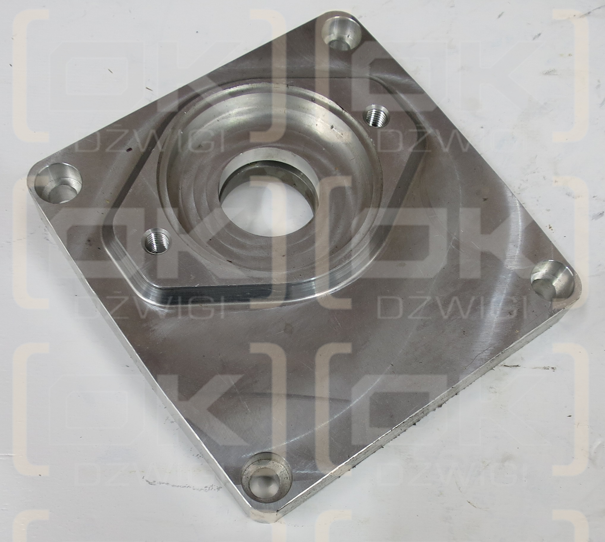 SAE A HINTERE ADA-PLATTE FÜR R5 CW