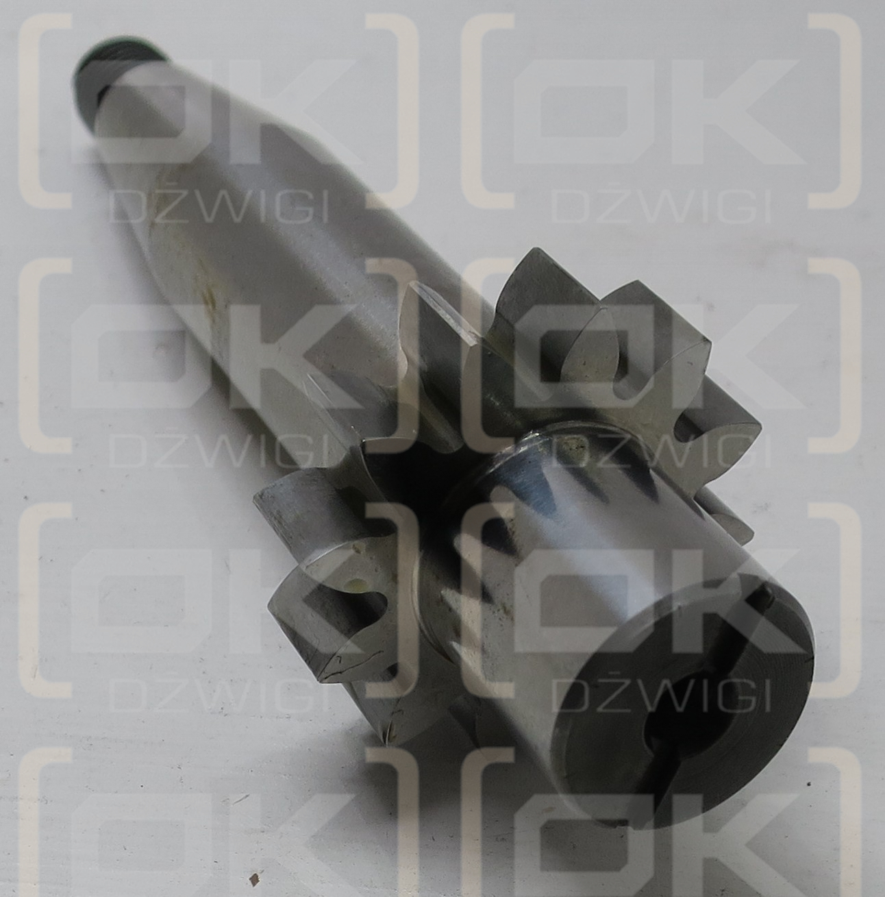 Eje cónico Ford S12 6CC