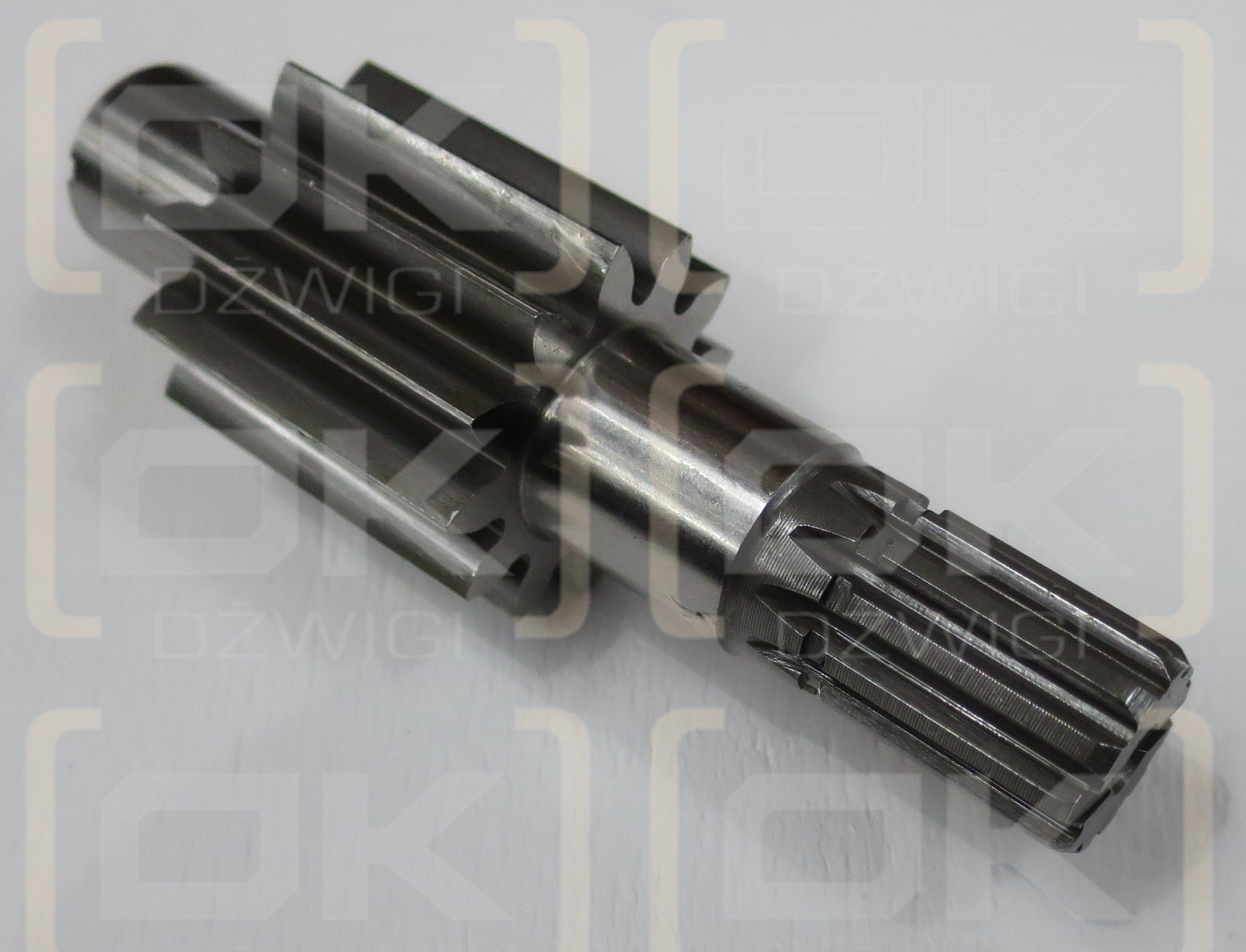 S12 23CC 3/4 11 X 23 мм SAE ШЛИЦОВКА