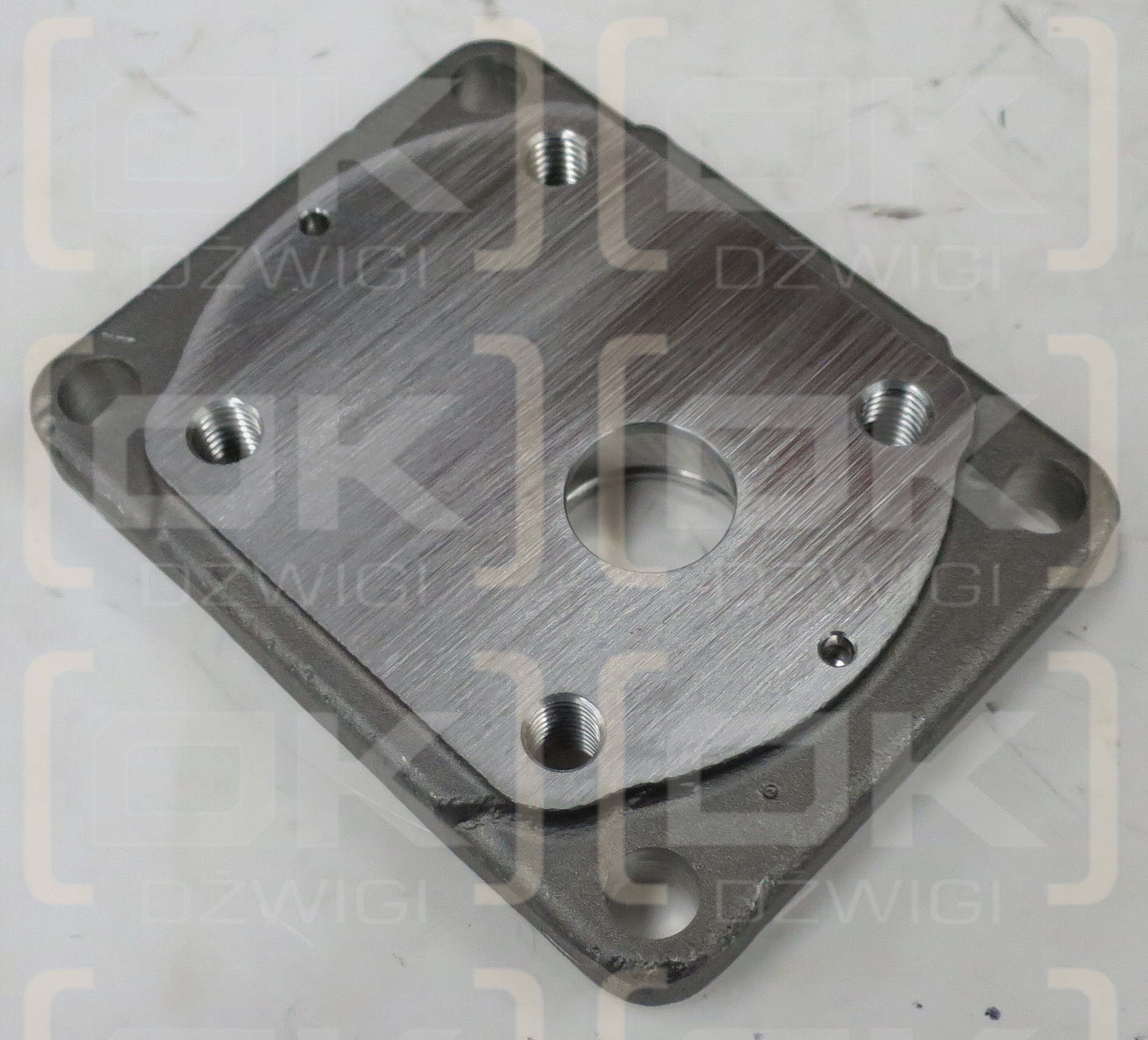 S12 4 BOLT 72 X 100 38MM PILOT