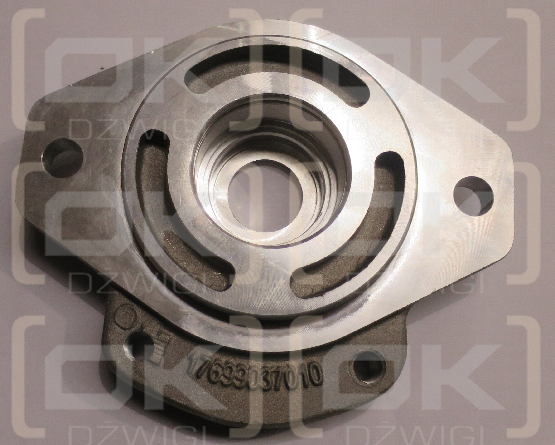 S17 БОЛТ B/2 С КАНАВКОЙ ДЛЯ УПЛОТНИТЕЛЬНОГО КОЛЬЦА