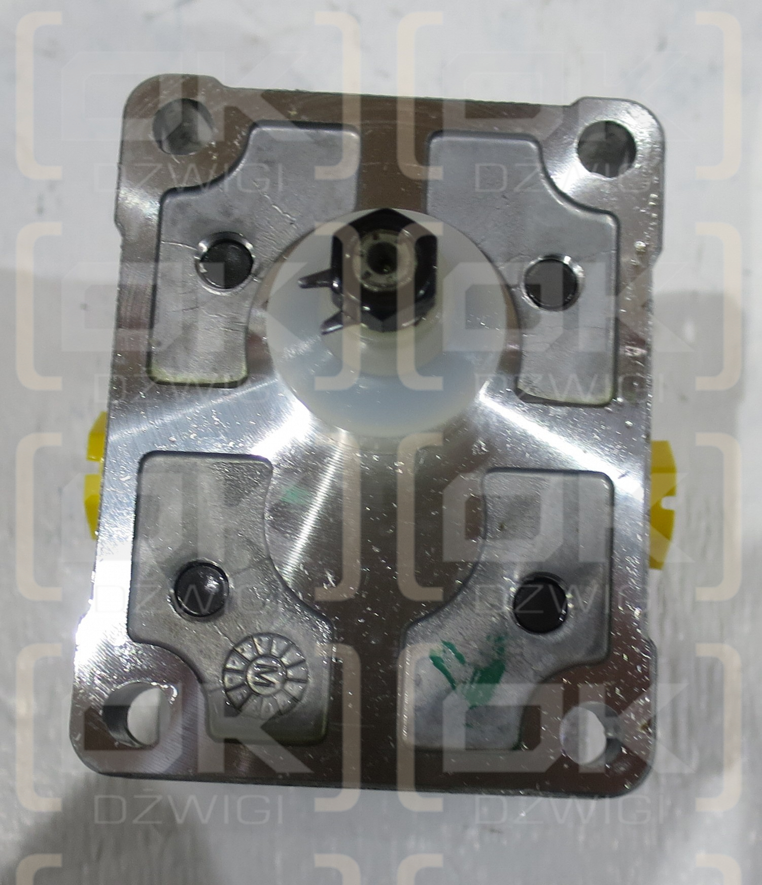 SNP1/2.2 D CO41.F . 211.10.030.00