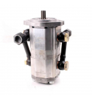 Double gear pump 214 + 211