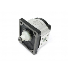 Pompa hydrauliczna zębata 1.5cm3 (grupa 1 - typ europejski) wałek 1:8 przyłącza gwintowane (obroty prawe) max.260 bar Waryński