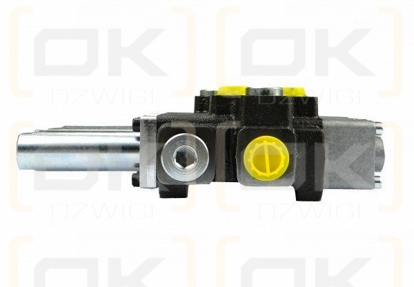 Rozdzielacz hydrauliczny 3-sekcyjny max przepływ 40L sterowany na linkę  Waryński