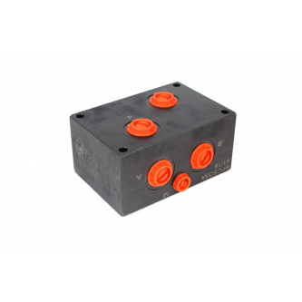 Connection plate with Cetop valve 5