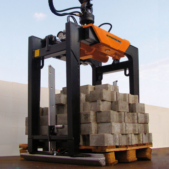 Used Kinshofer Pallet Gripper Type KM332-V-1100