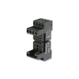 Relay socket
